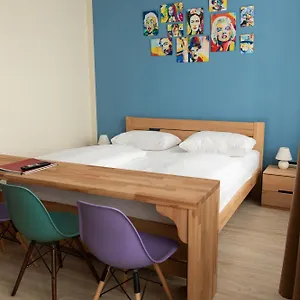 3* Pensiune A Und A