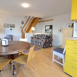 Ferienhaus House With Courtyard & Parking Close To Stadtpark, Wien