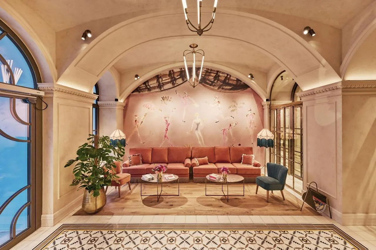 Hotel Motto Vienna 4*,